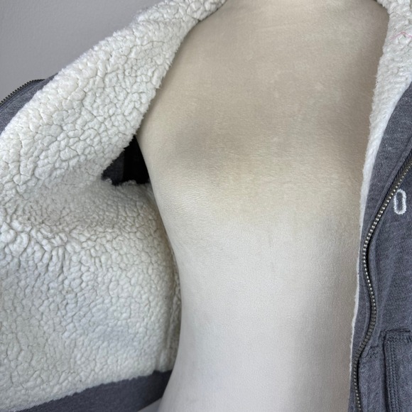 Abercrombie & Fitch Gray Sherpa Lined Zip Up Hoodie Sweatshirt Y2K Cozy Youth - Picture 4 of 8